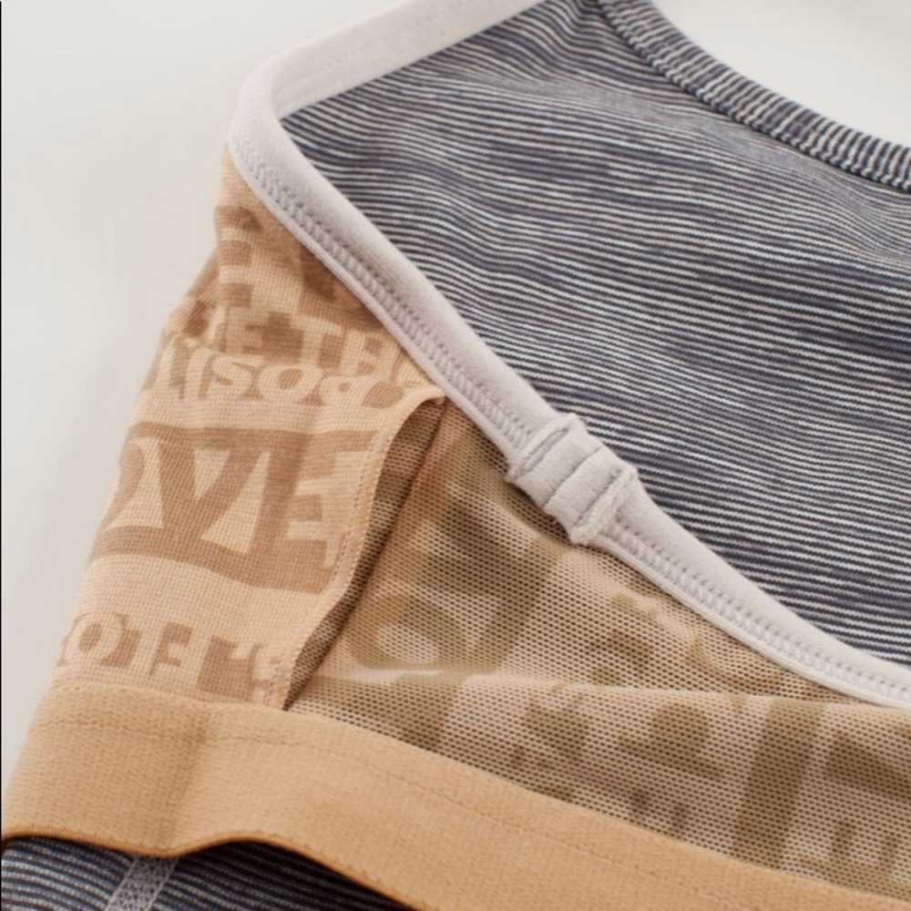 Lululemon Power Y Tank Size 6 - Picture 14 of 14